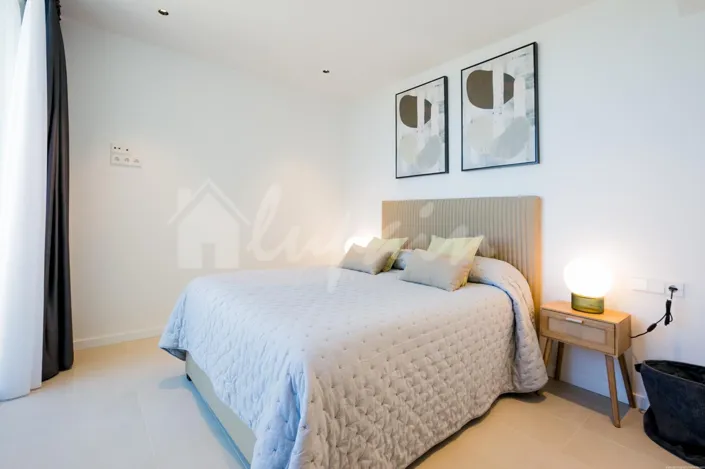 Image No.22-3 Bed Villa for sale