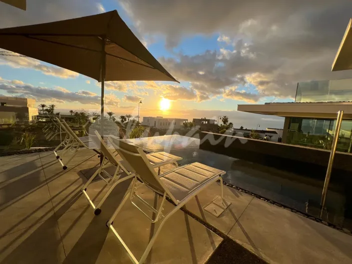 Image No.7-3 Bed Villa for sale