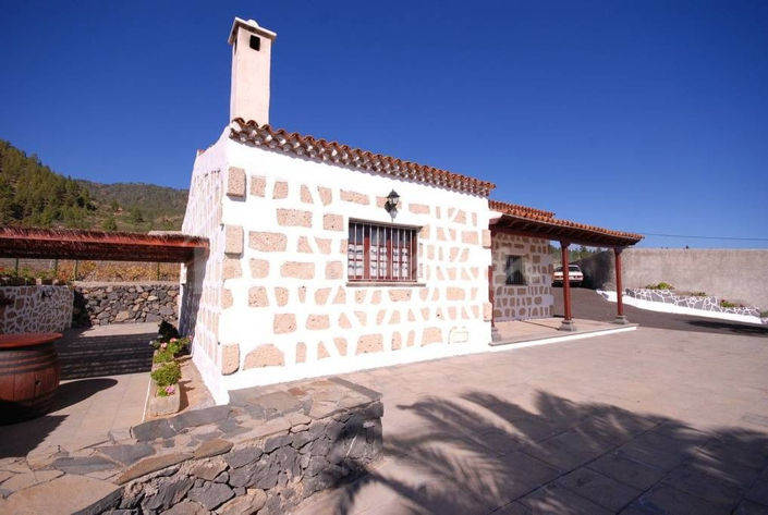 Image No.24-2 Bed Finca for sale