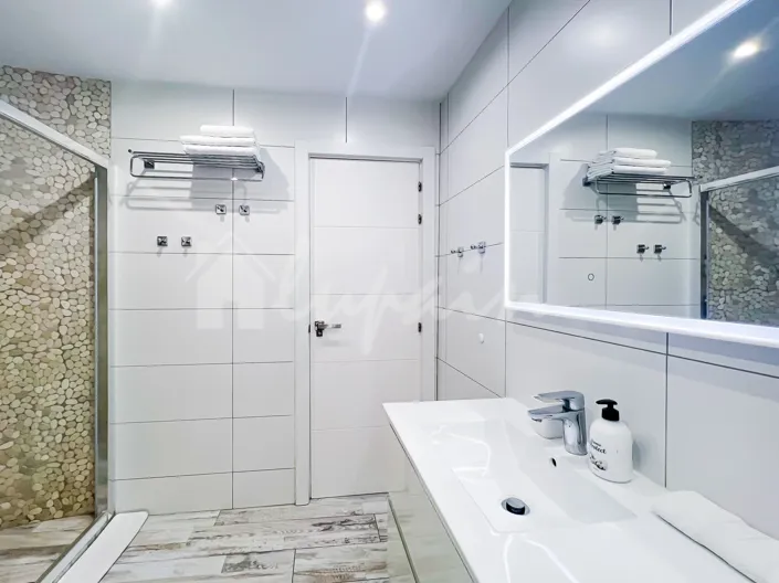 Image No.36-Appartement de 2 chambres à vendre à San Eugenio