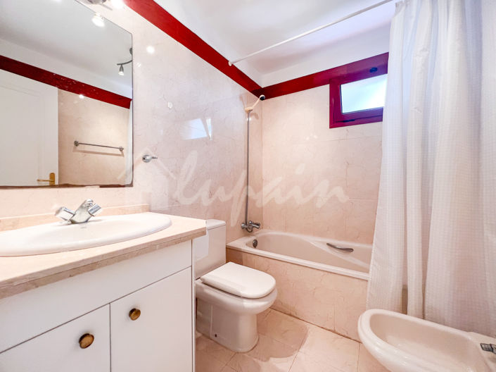 Image No.42-2 Bed Penthouse for sale