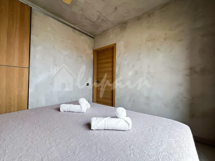 Image No.20-2 Bed Apartment for sale