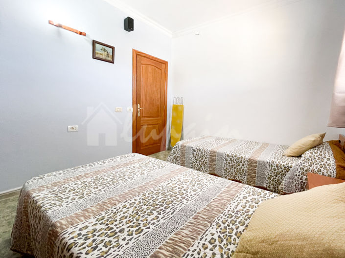 Image No.27-3 Bed Villa for sale