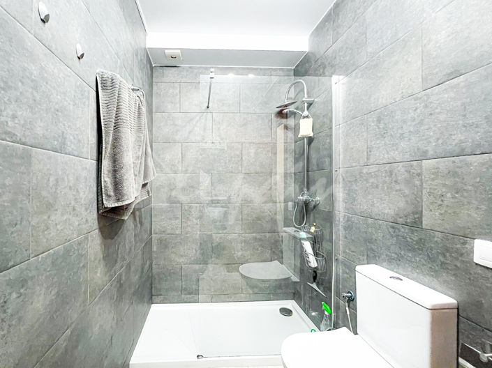 Image No.27-5 Bed Villa for sale