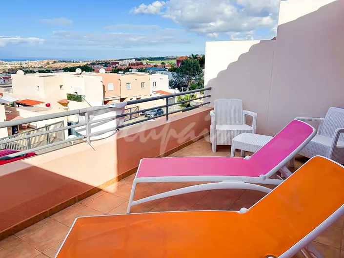 Image No.20-3 Bed Townhouse for sale