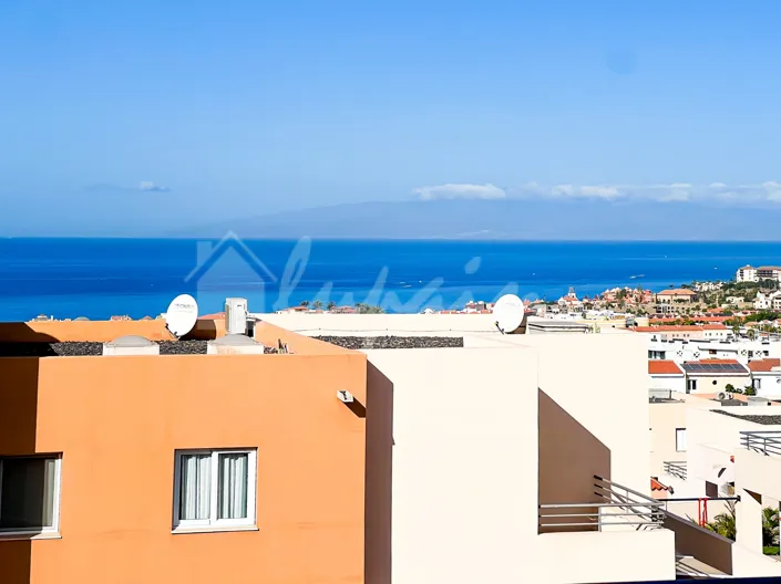 Image No.25-3 Bed Townhouse for sale