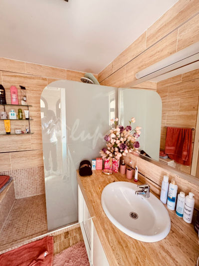 Image No.25-3 Bed Villa for sale