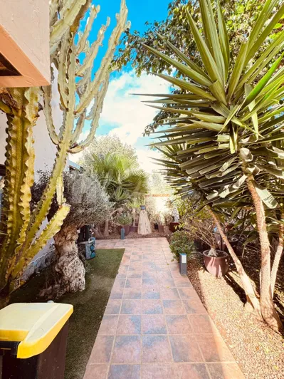 Image No.28-3 Bed Villa for sale