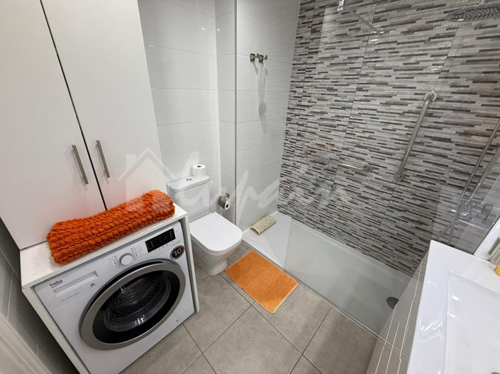 Image No.16-Appartement de 1 chambre à vendre à San Eugenio