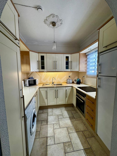 Image No.25-2 Bed Apartment for sale