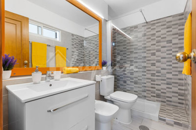 original12694177a1519df