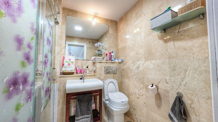 Image No.21-2 Bed Apartment for sale