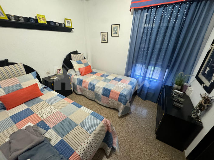 Image No.14-3 Bed Apartment for sale