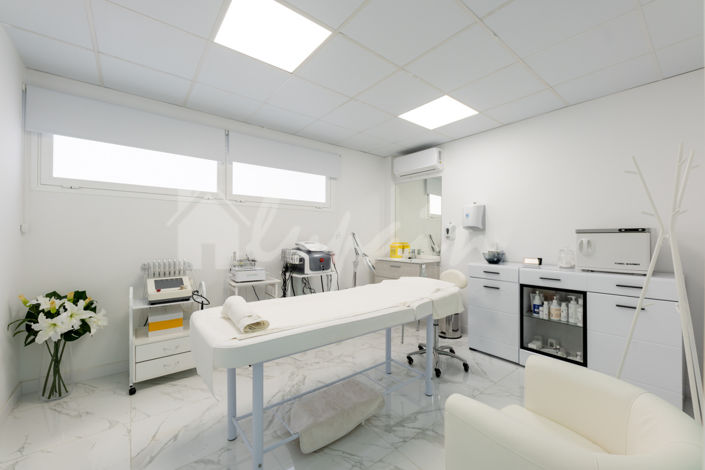 Image No.2-Commercial for sale