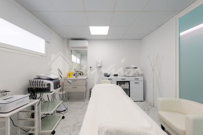 Image No.3-Commercial for sale