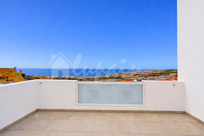 Image No.14-3 Bed Townhouse for sale