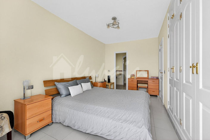 Image No.15-3 Bed Townhouse for sale