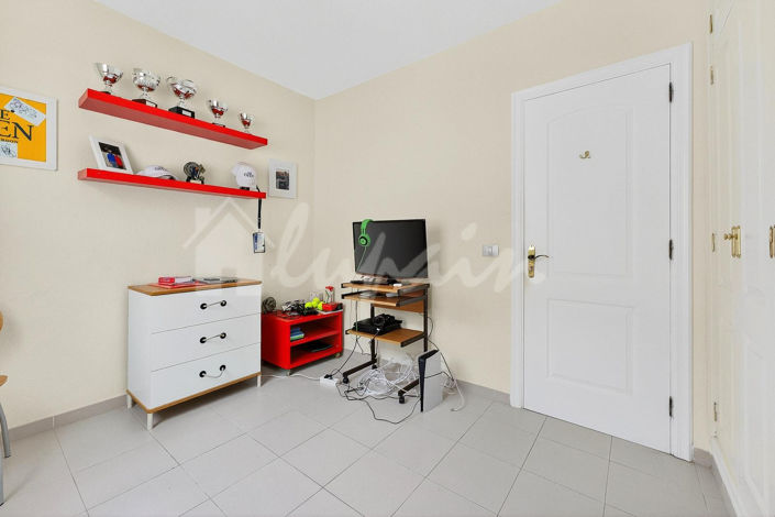 Image No.21-3 Bed Townhouse for sale