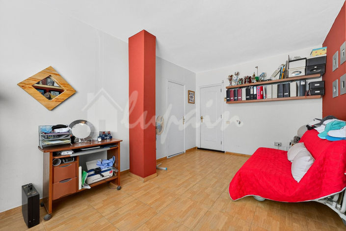 Image No.23-3 Bed Townhouse for sale