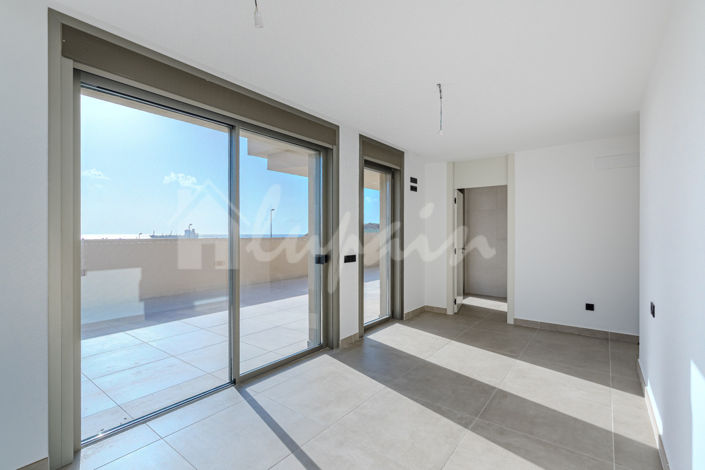 Image No.12-3 Bed Apartment for sale