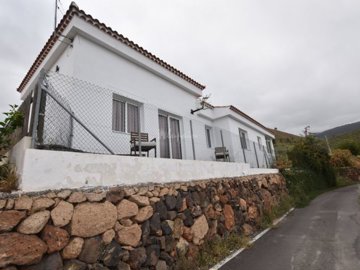 1215056987casaventaelfrontosanmiguelabona1