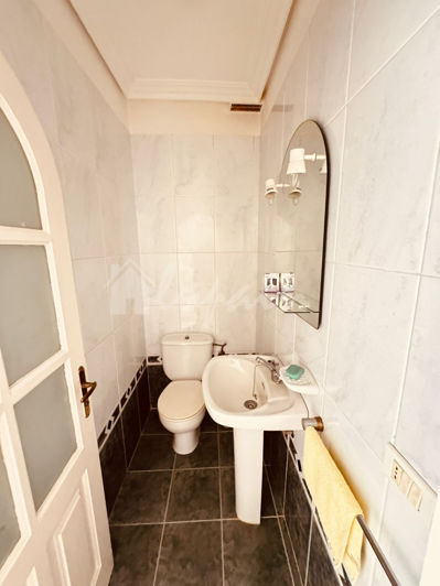 Image No.21-2 Bed Bungalow for sale
