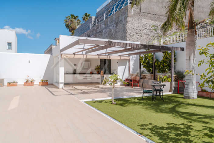 Image No.14-5 Bed Villa for sale