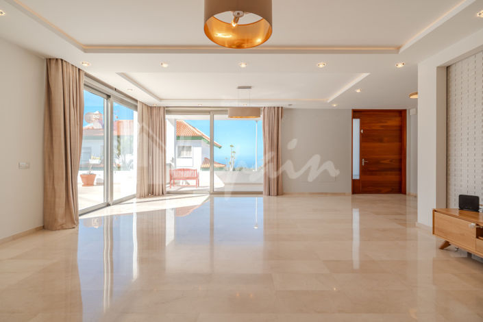 Image No.31-5 Bed Villa for sale