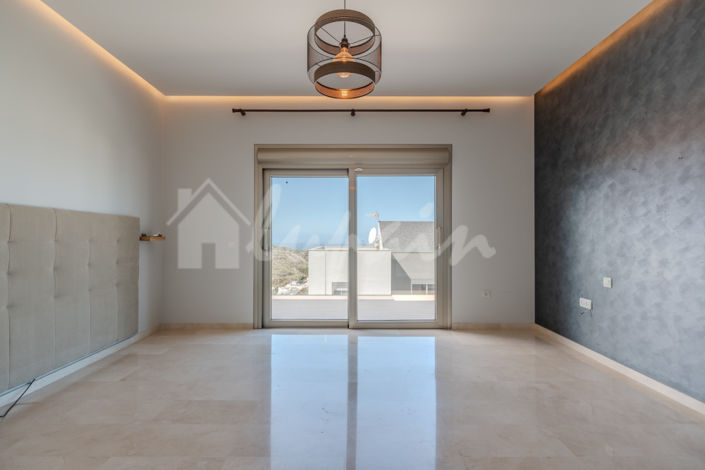 Image No.39-5 Bed Villa for sale