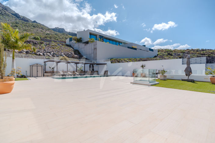 Image No.9-5 Bed Villa for sale