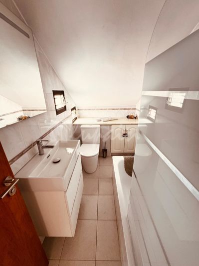 Image No.20-Penthouse de 2 chambres à vendre