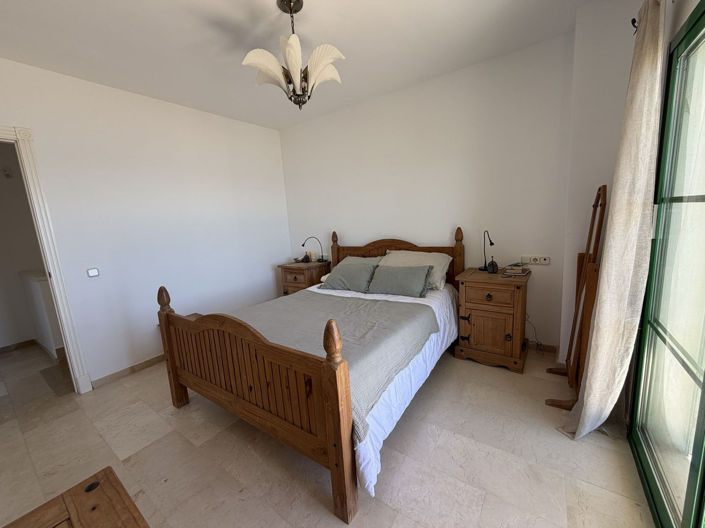 Image No.5-Propriété de 3 chambres à vendre à Casares