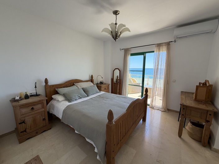 Image No.6-Propriété de 3 chambres à vendre à Casares