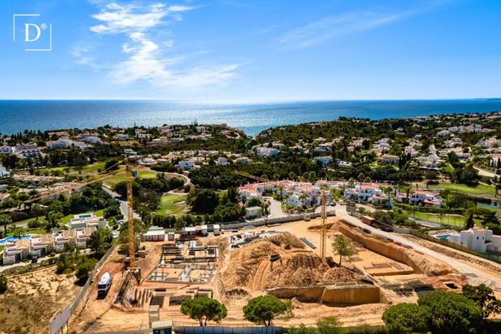 Image No.20-3 Bed Apartment for sale