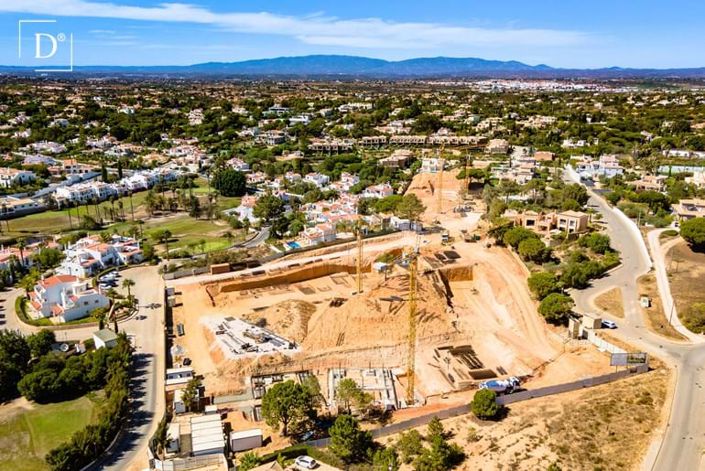 Image No.22-3 Bed Apartment for sale