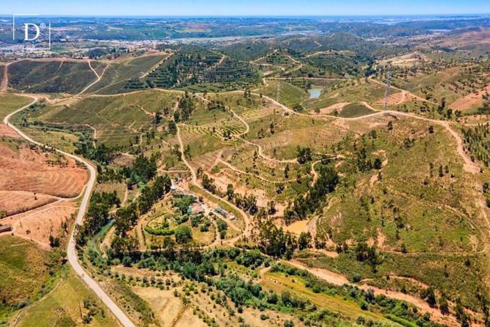 Image No.3-3 Bed Villa for sale