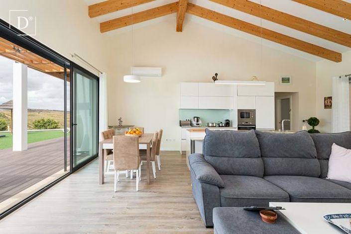 Image No.15-6 Bed Villa for sale