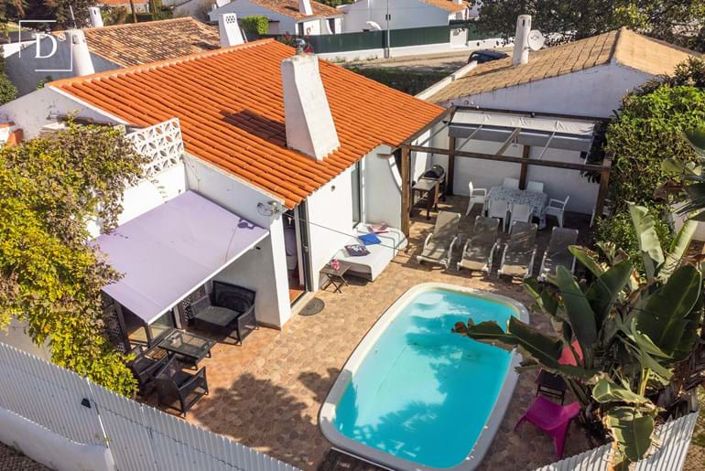 Image No.1-Villa de 3 chambres à vendre à Albufeira
