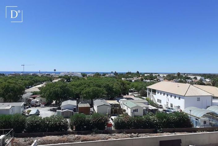 Image No.25-2 Bed Apartment for sale