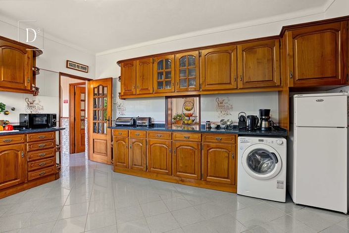 Image No.20-9 Bed Villa for sale
