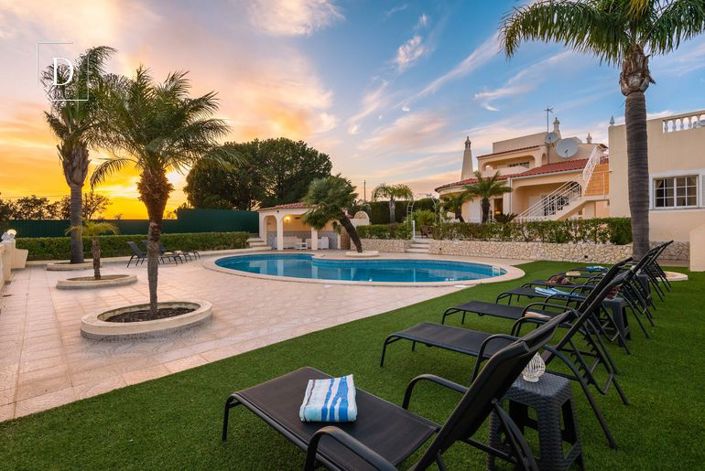 Image No.28-9 Bed Villa for sale