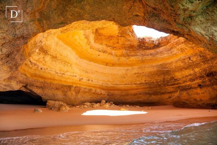 Image No.45-8 Bed Villa for sale