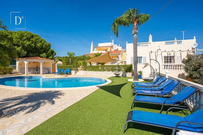 Image No.6-9 Bed Villa for sale