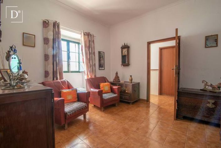 Image No.3-6 Bed Villa for sale