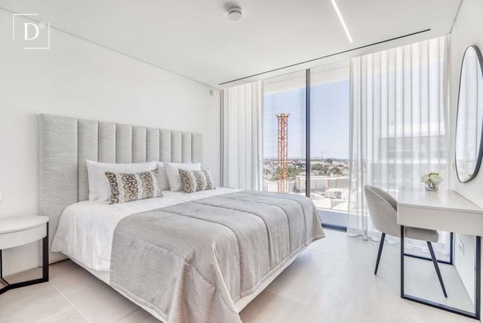 Image No.15-2 Bed Villa for sale