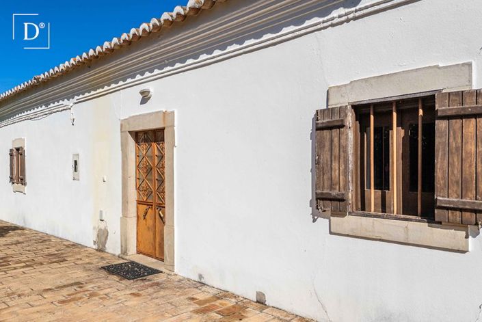 Image No.32-5 Bed Villa for sale