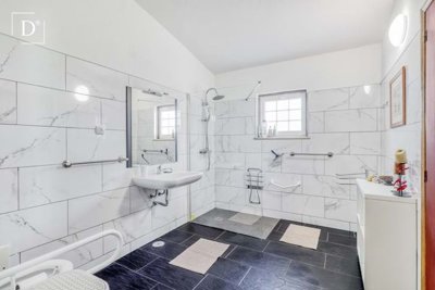 1-11496-a6143ebb3cb0547d86cbab874af8e5c603a53