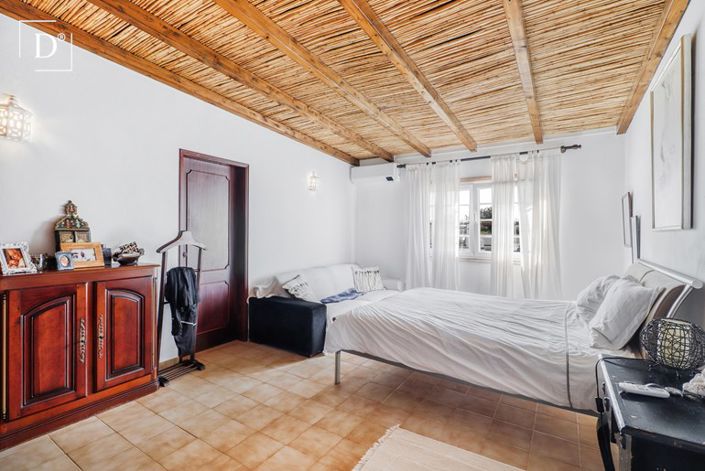 Image No.12-4 Bed Villa for sale