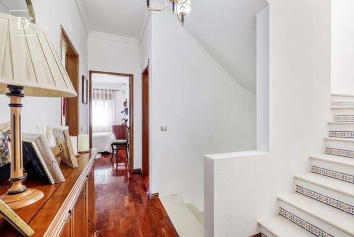 Image No.12-3 Bed Villa for sale