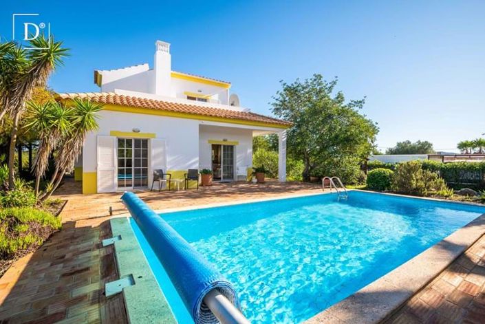 Image No.18-3 Bed Villa for sale